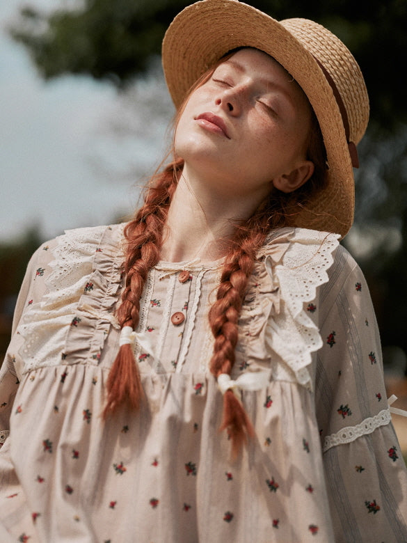 Anne’s Meadow Garden Nightgown