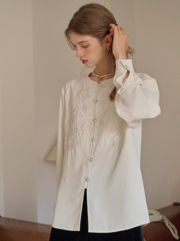 Soft Ivory Embroidered Vintage Blouse