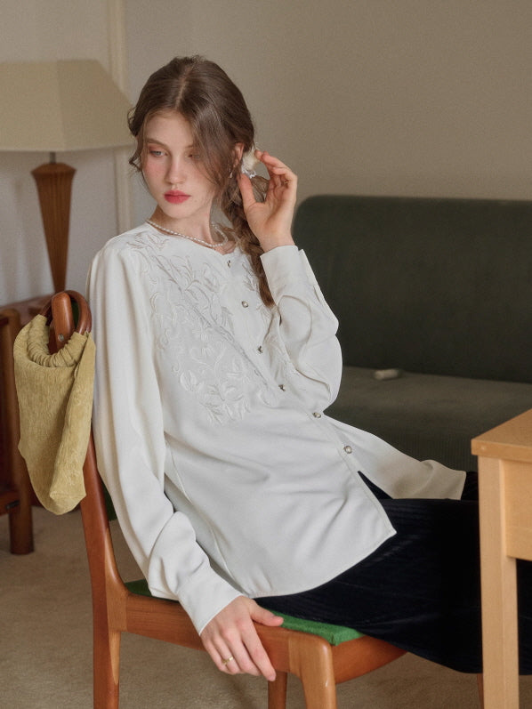 Soft Ivory Embroidered Vintage Blouse