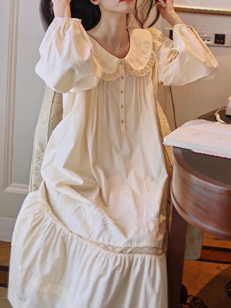 Cream Blossom Vintage Collar Long-Sleeve Nightgown
