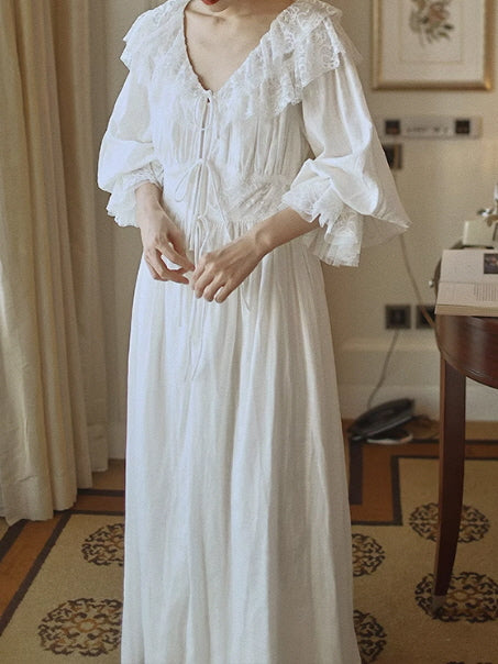 White Lace Layered Vintage Long-Sleeve Nightgown Set