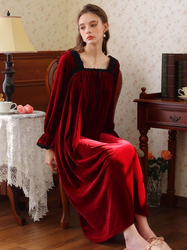 French Retro Velvet Princess Nightgown