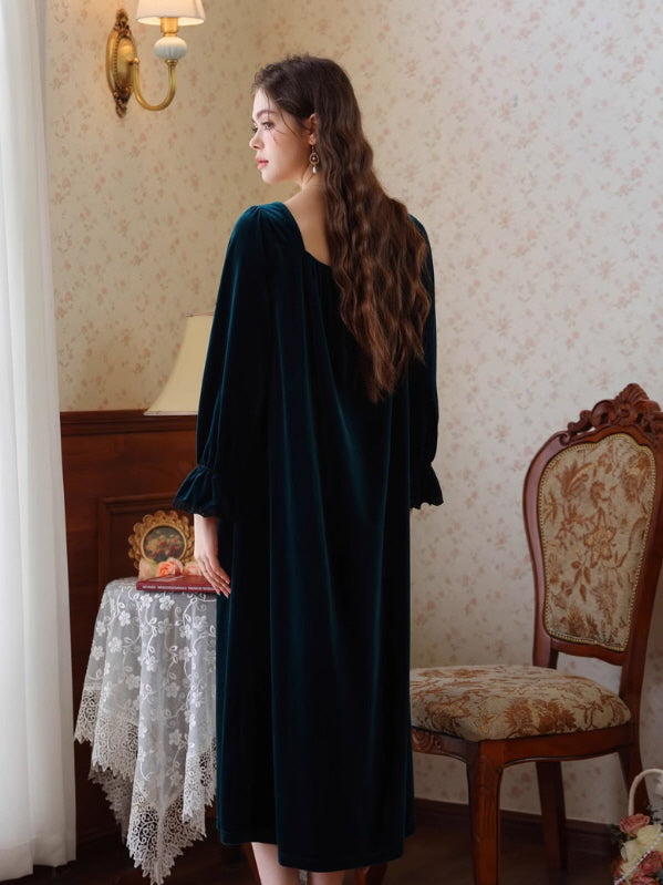 French Retro Velvet Princess Nightgown