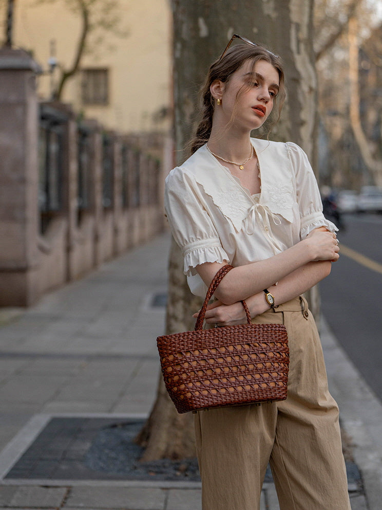 Emma's Romantic White Collar Blouse