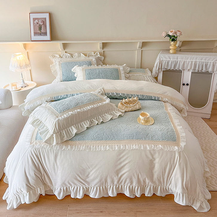 Velvet Rose Ruffle Bedding Set