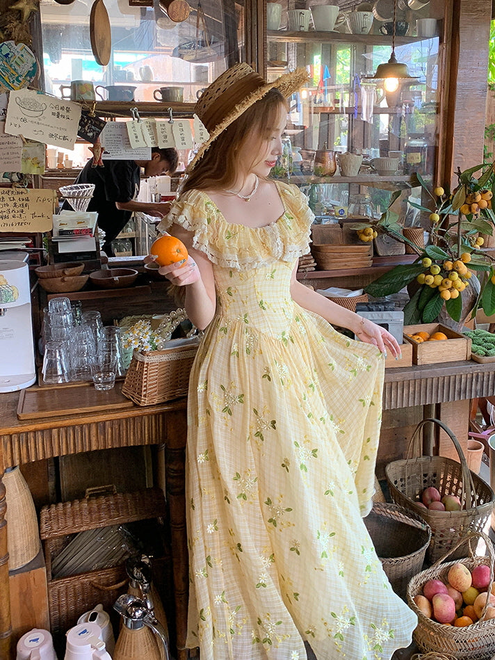 Daisy's Delightful Cottage Dress