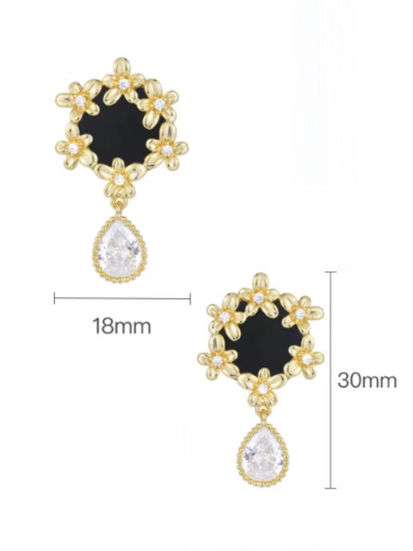 Vintage Flower Cubic Earrings