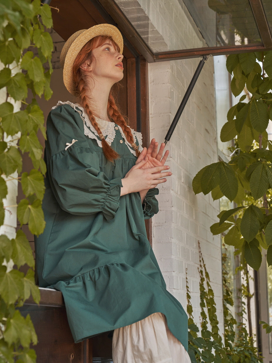 Anne's Green Vintage Roomwear