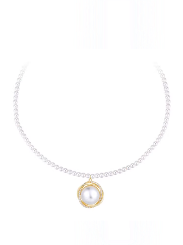 Classic Winding Pearl Neckless