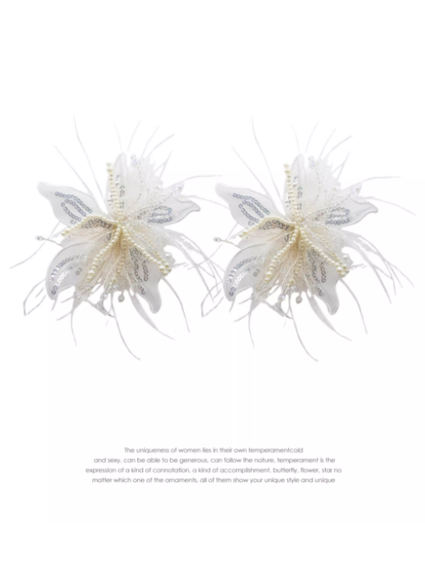 Ethereal Bloom Pearl Earrings