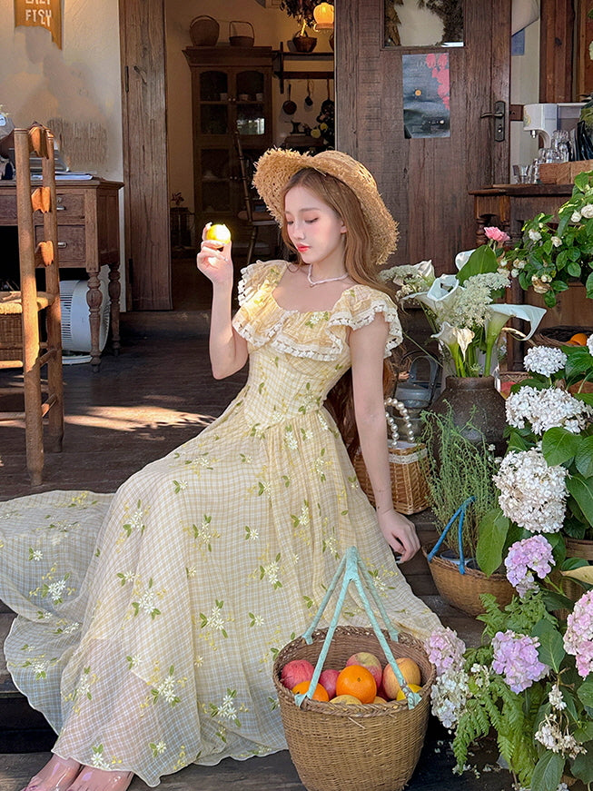 Daisy's Delightful Cottage Dress