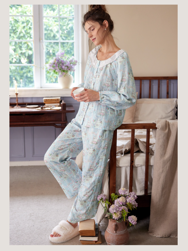 Pastel Meadow Cat Print Ruffle Loungewear Set