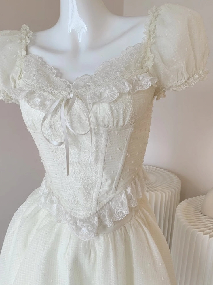 Amelia's Vintage Lace White Dream