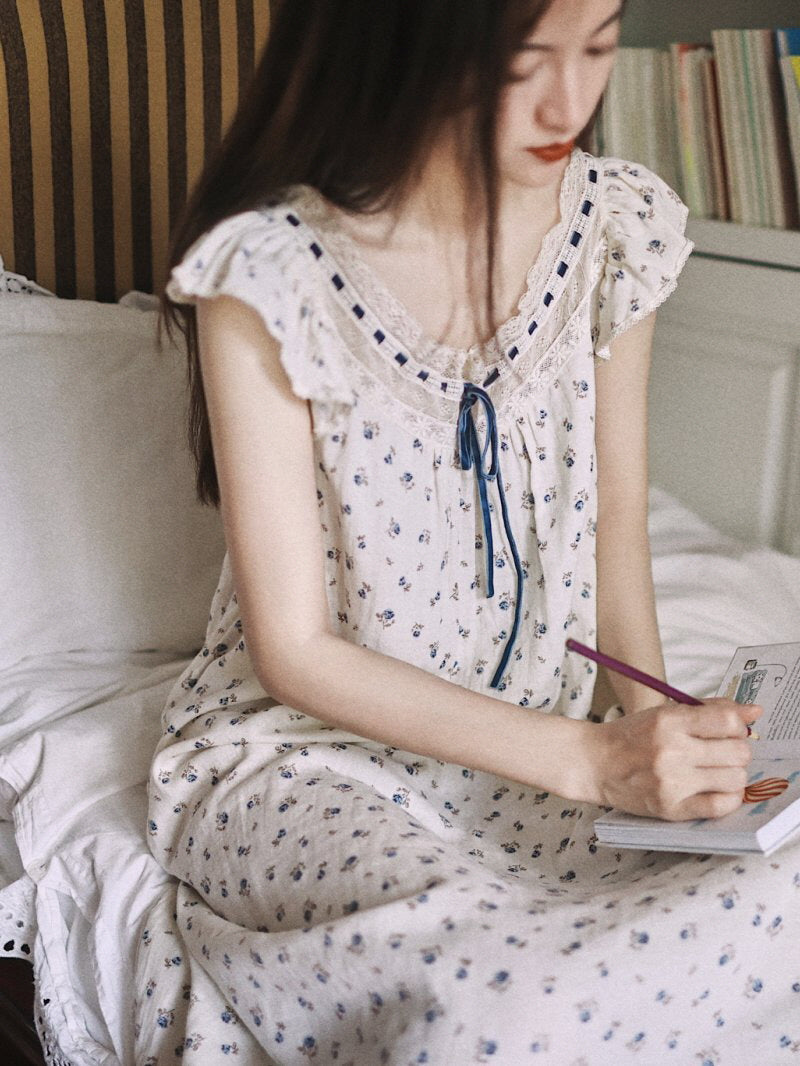 Bluebud Lace Ribbon Nightgown
