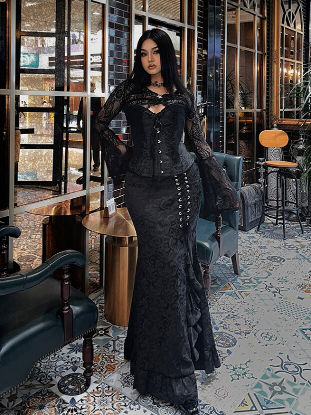 Black Baroque Corset and Ruffle Skirt – Gothic Vintage Outfit