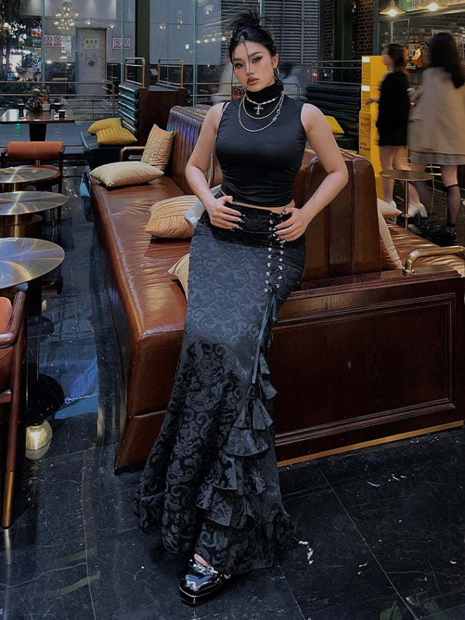 Black Baroque Corset and Ruffle Skirt – Gothic Vintage Outfit