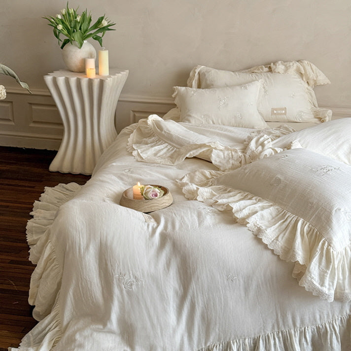 Cream Ruffle Bedding Set - Vintage Cottagecore Bedroom