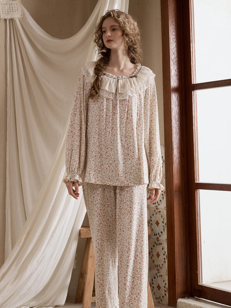 Vintage Floral Lace Collar Pajama Set