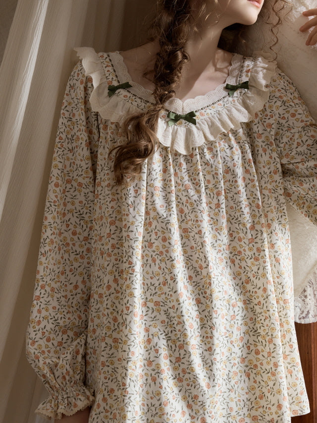 Vintage Floral Ruffle Pajama Set