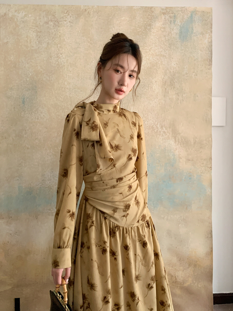 Vintage Floral Tie-Neck Dress