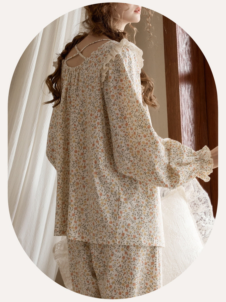Vintage Floral Ruffle Pajama Set